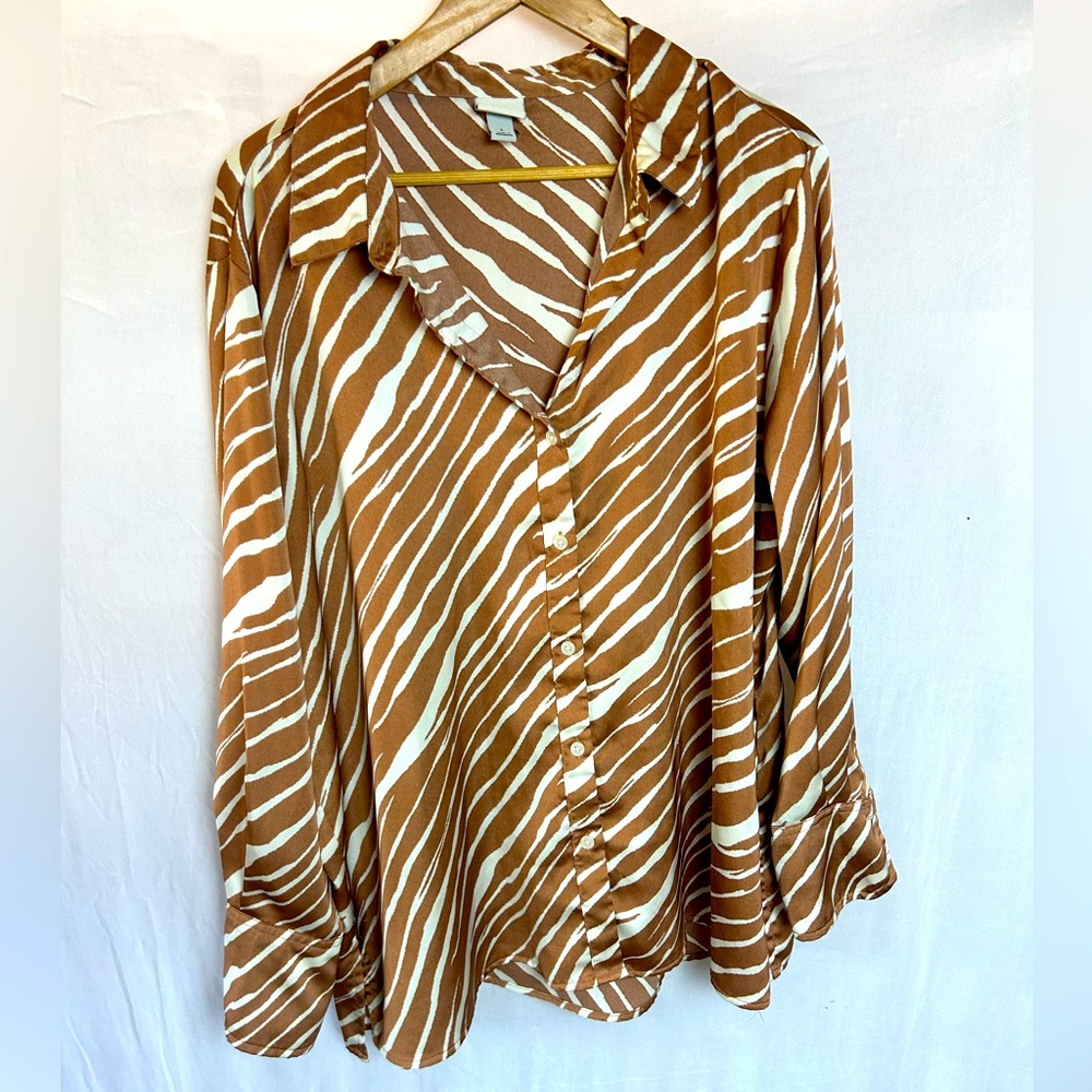 Rust Color Zebra Print Button Up Top - Size L